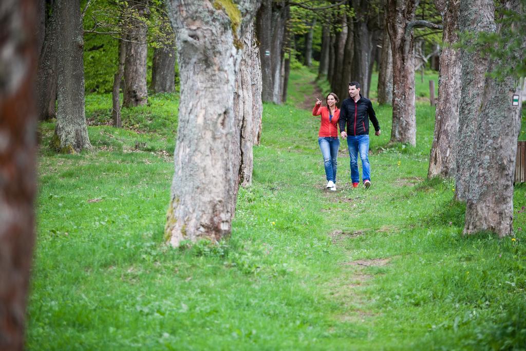 Grund Resort Golf And Ski Младе-Буки Экстерьер фото
